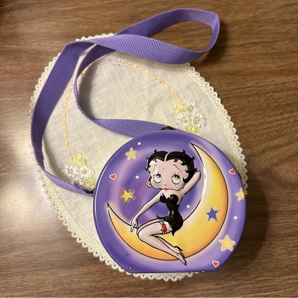 2001 Betty Boop Tin Lunch Box Purse Purple & Yellow Moon - King Features Synd. - Picture 9 of 12